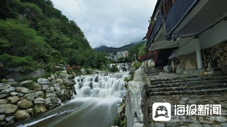 雨後泰山天燭峰
