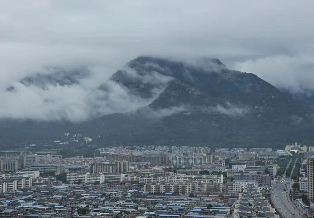 泰山雲霧