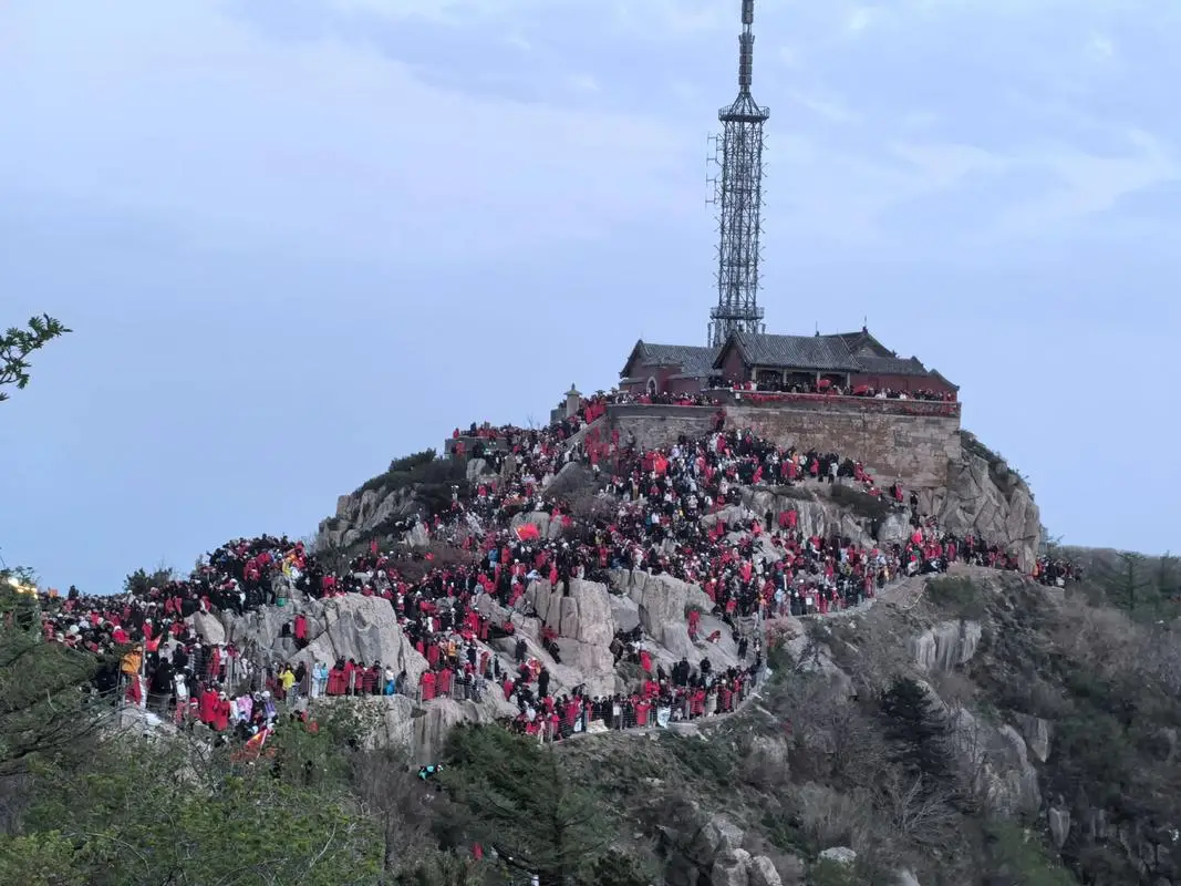 泰山登山攻略2026詳細路線門票交通全攻略